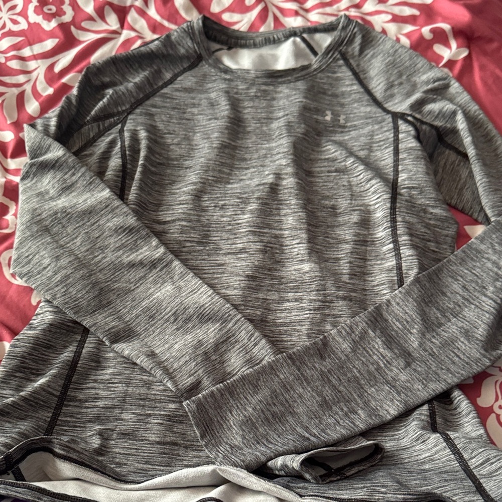Under Armour Gray Long Sleeve Tee
